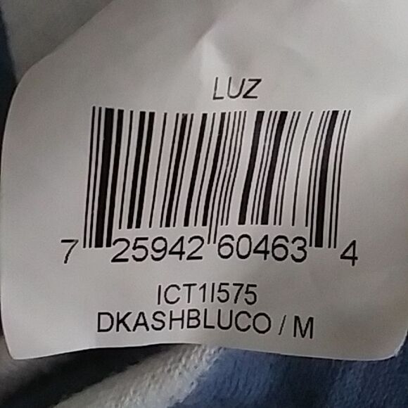 BCBGMaxAzria Lightweight Cropped Sweater Batwing Navy and White Stripes - Picture 13 of 13